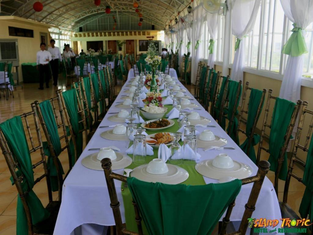 Island Tropic Hotel And Restaurant Alaminos Exterior photo